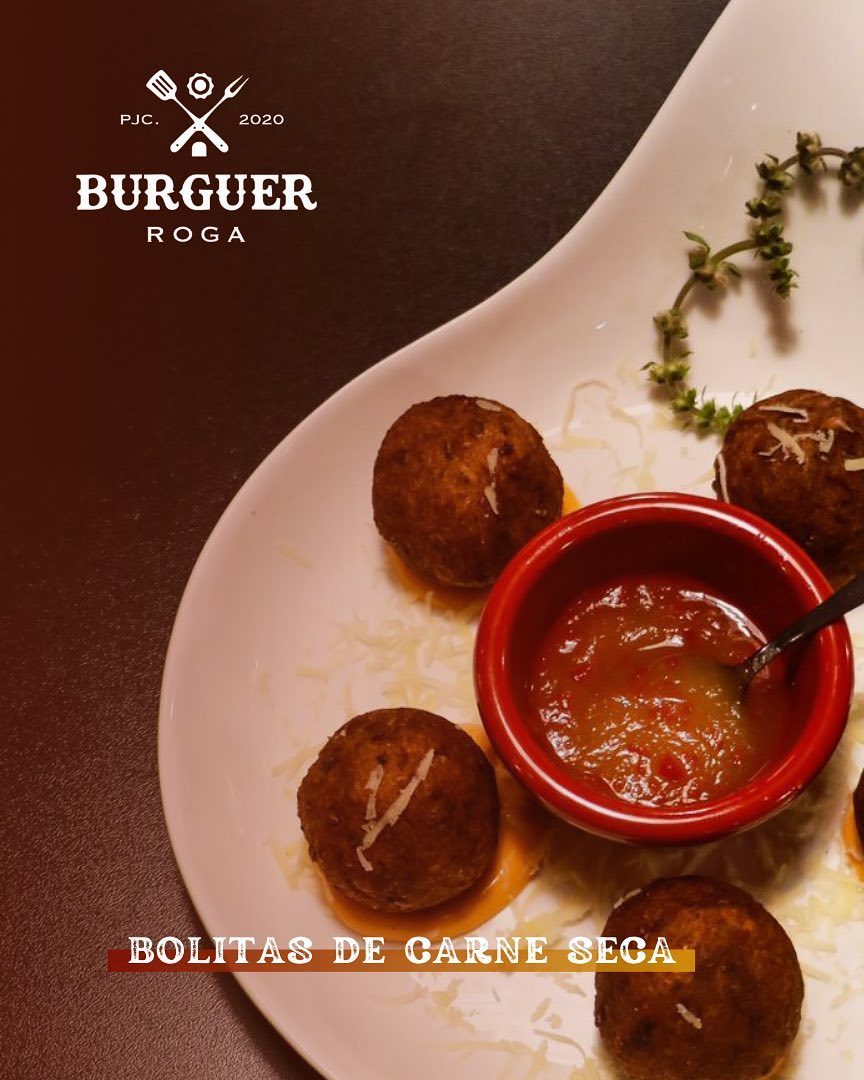 Bolitas de carne seca y queso